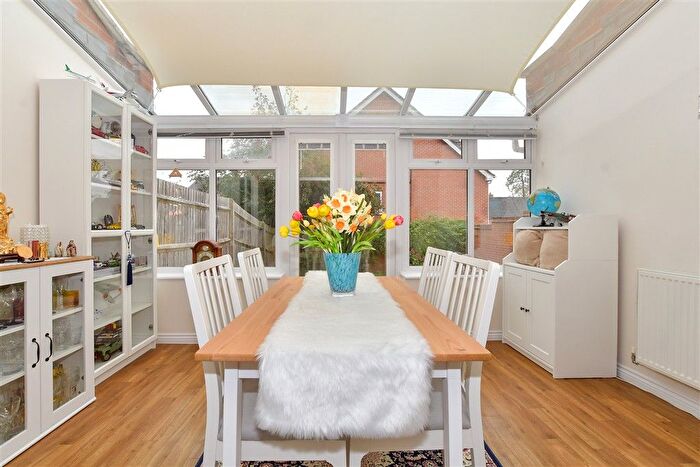 4 Bedroom Semi-detached House For Sale In Cedar Avenue, Haywards Heath, West Sussex, RH16