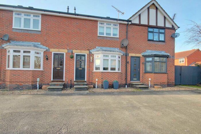 2 Bedroom House To Rent In Carlton Rise, Beverley, HU17