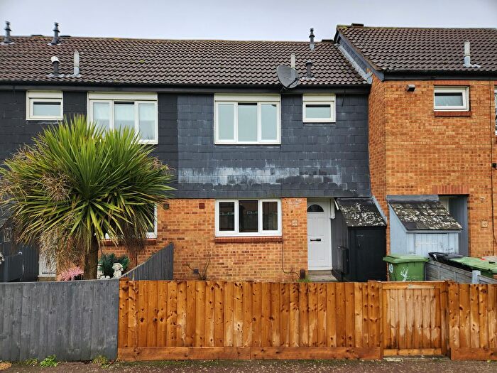 3 Bedroom Terraced House To Rent In Owen Close, Wellingborough, NN8