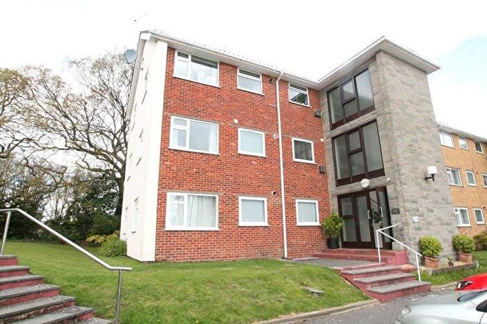2 Bedroom Flat To Rent In Portswood Drive, Redhill, Bournemouth, BH10