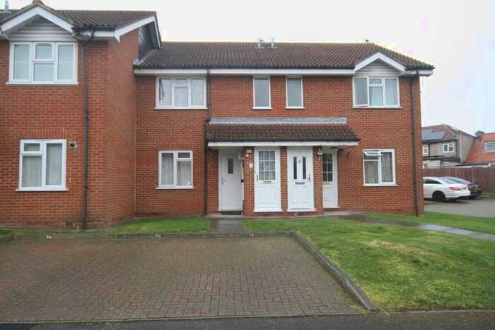 1 Bedroom Flat To Rent In Vicarage Close, Northolt, UB5