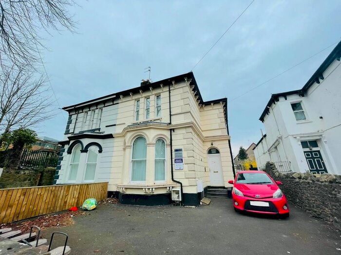 1 Bedroom Flat To Rent In The Walk, Roath, Cardiff, CF24