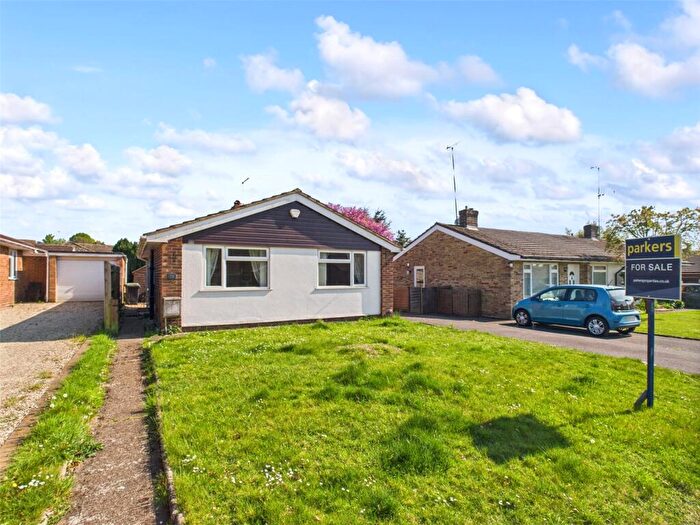 2 Bedroom Bungalow For Sale In Brookside, Watlington, Oxfordshire, OX49