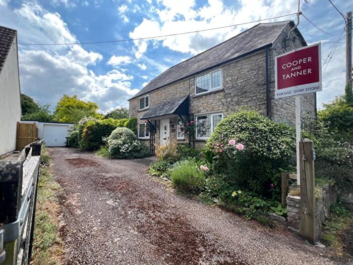 2 Bedroom Detached House For Sale In Stocks Lane, North Wootton, North Wootton, BA4