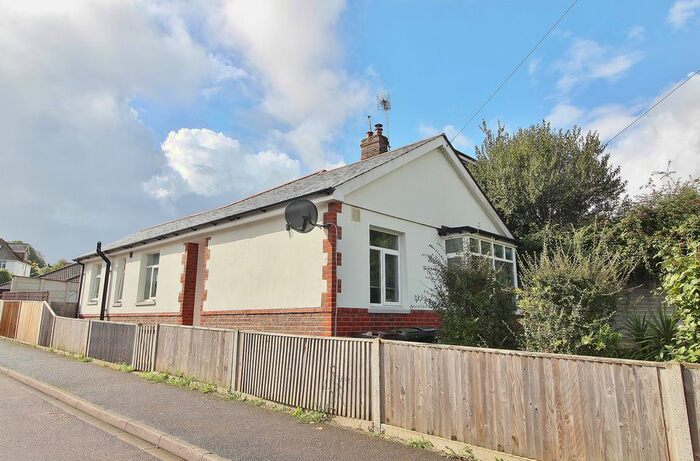 3 Bedroom Semi-Detached Bungalow To Rent In Park Avenue, Purbrook, Waterlooville, PO7