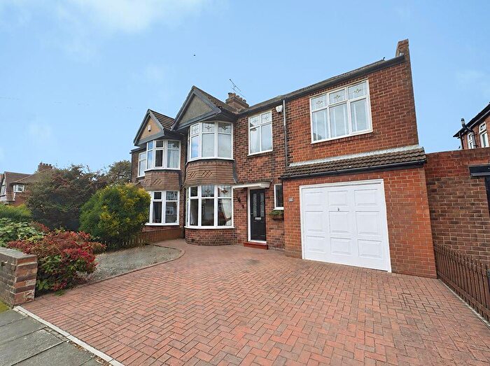 4 Bedroom Semi Detached House For Sale In Earsdon Road, Whitley Bay, NE25