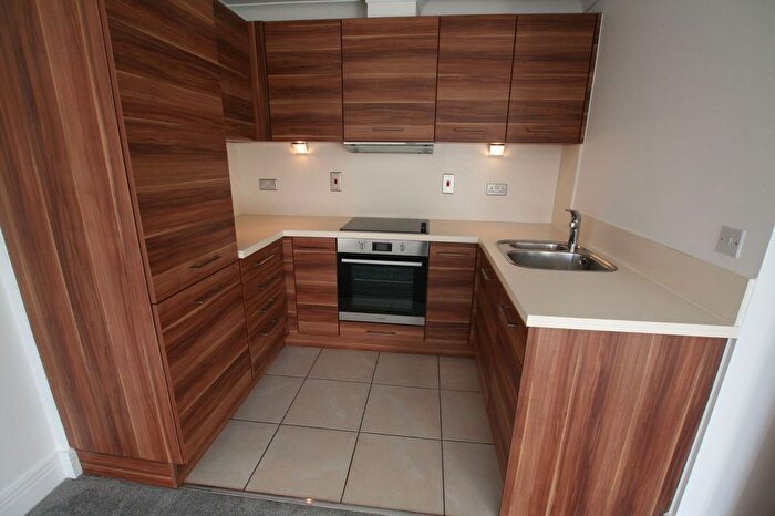 2 Bedroom Flat For Sale In Apartment, Rushton Court, Princes Drive, Diglis, Worcester., WR1