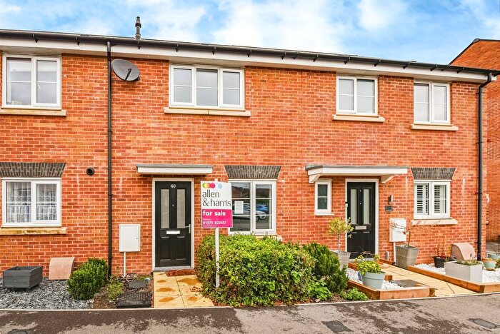 2 Bedroom Terraced House For Sale In Amazon Way, Westbury, BA13