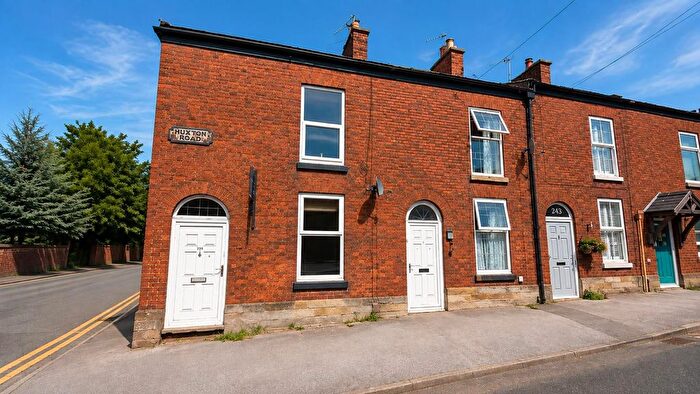 2 Bedroom End Of Terrace House To Rent In Buxton Road, Macclesfield, SK11