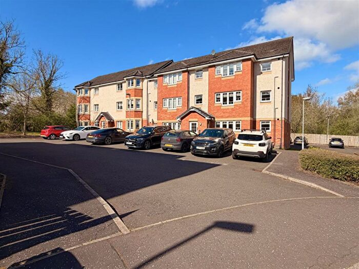 2 Bedroom Flat To Rent In Cooper Crescent, Ferniegair, Hamilton, ML3