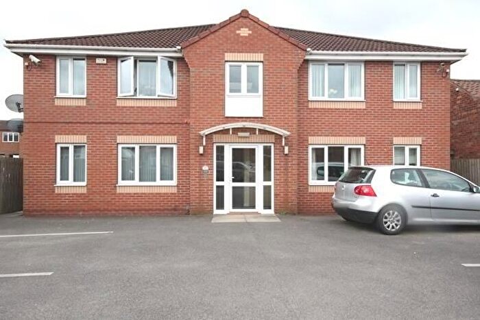 2 Bedroom Flat To Rent In Flaxley Road, Selby, YO8