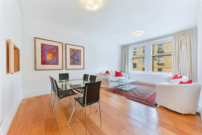 2 Bedroom Flat To Rent In Ridgmount Gardens, Fitzrovia, WC1E
