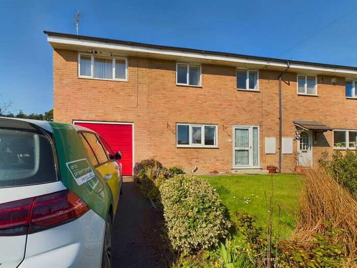 3 Bedroom Property To Rent In Freemans Close, Twyning, Tewkesbury, GL20