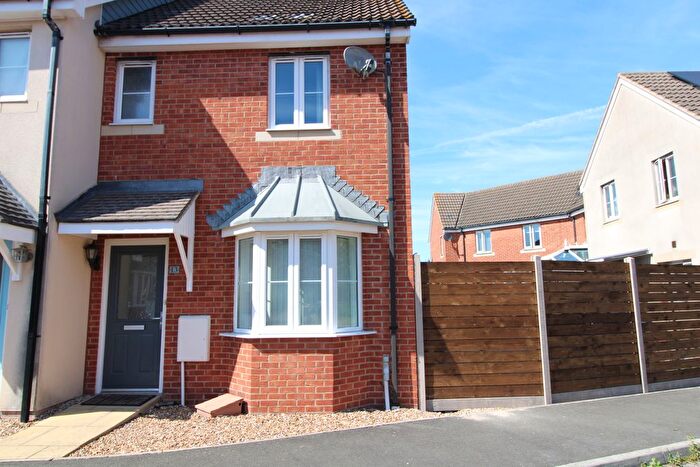 2 Bedroom Terraced House To Rent In Riverside Close, Bridgwater, TA6