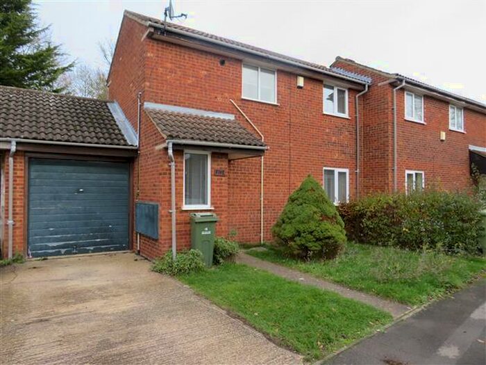 2 Bedroom Property To Rent In Heelands, Milton Keynes, MK13