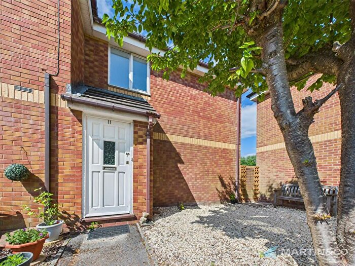 2 Bedroom End Of Terrace House For Sale In Linden Mews, Blackpool, ., FY8