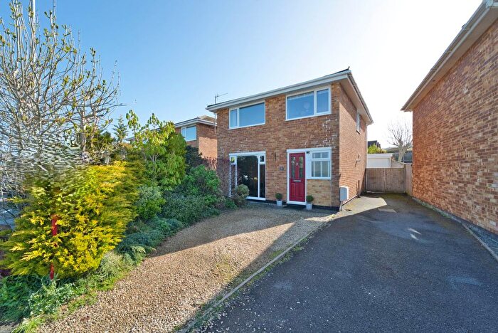 3 Bedroom Detached House For Sale In Brockley Crescent, Bleadon Hill, BS24