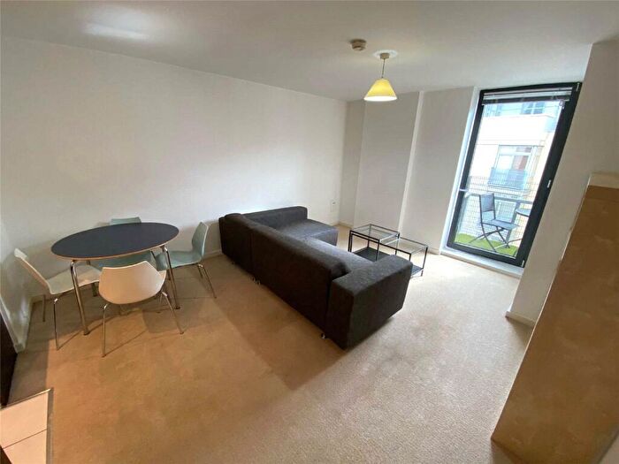 2 Bedroom Apartment To Rent In Icon, Manchester City Centre, Manchester, M4