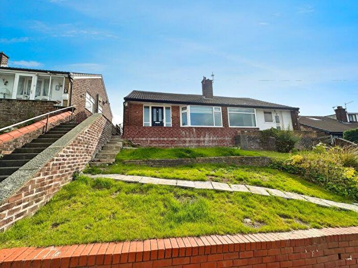 4 Bedroom Semi-Detached Bungalow For Sale In Lea Mount Drive, Bury, BL9
