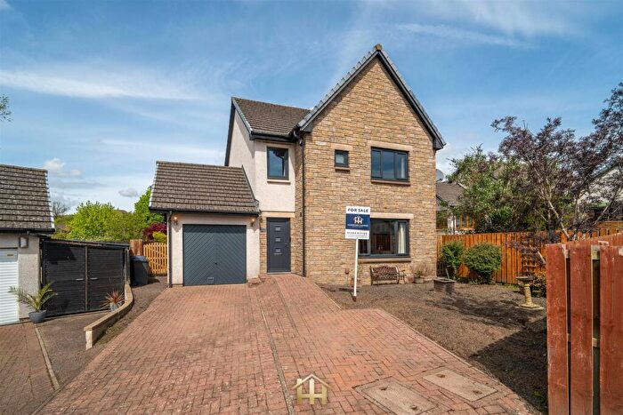 4 Bedroom Detached House For Sale In William Fitzgerald Way, Dundee, DD4