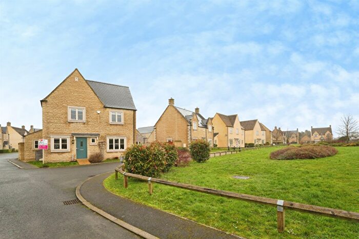 4 Bedroom Detached House For Sale In Milking Path Way, Fairford, GL7