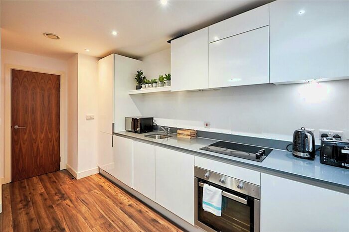 2 Bedroom Apartment To Rent In Broadway Residences, Broad Street, Birmingham, West Midlands, B15
