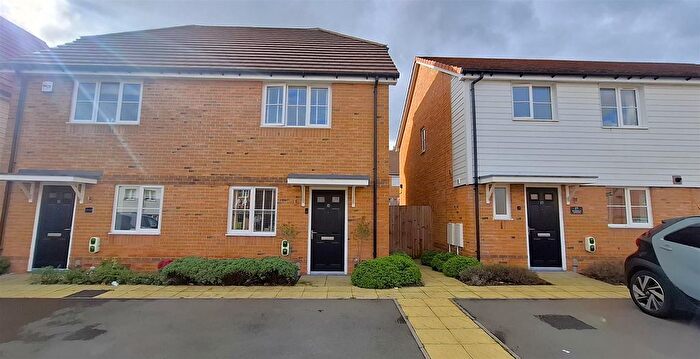 2 Bedroom Semi Detached House For Sale In Batsman Avenue, Rainham, ME8