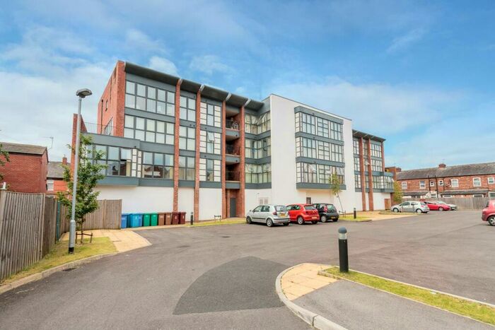 2 Bedroom Apartment To Rent In Cotton Square, Claremont Road, Manchester, M14