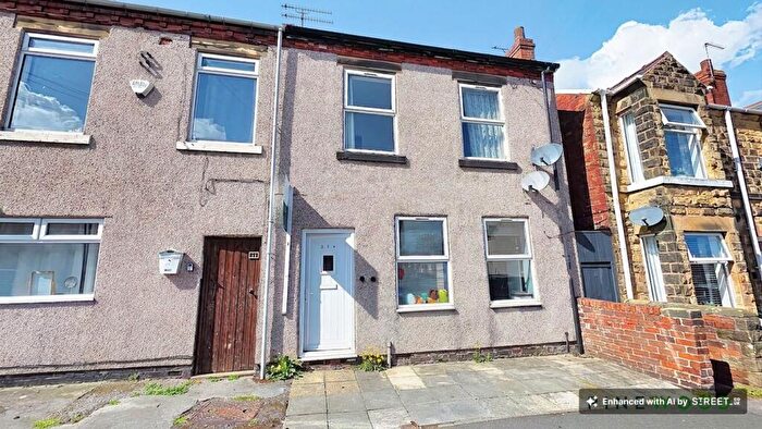 2 Bedroom Apartment To Rent In Hunloke Road, Holmewood, S42