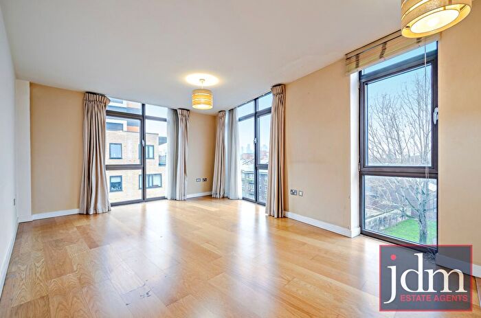 2 Bedroom Flat To Rent In Woolwich Road, London, SE10