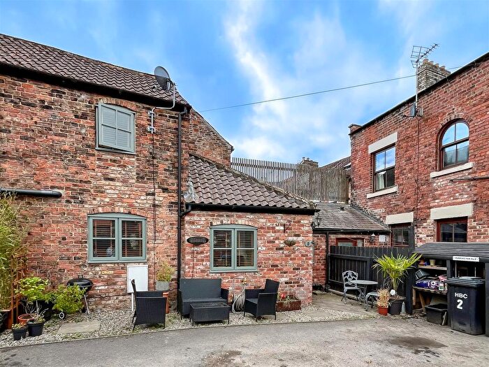 1 Bedroom Property For Sale In Back Lane, Boroughbridge, York, YO51