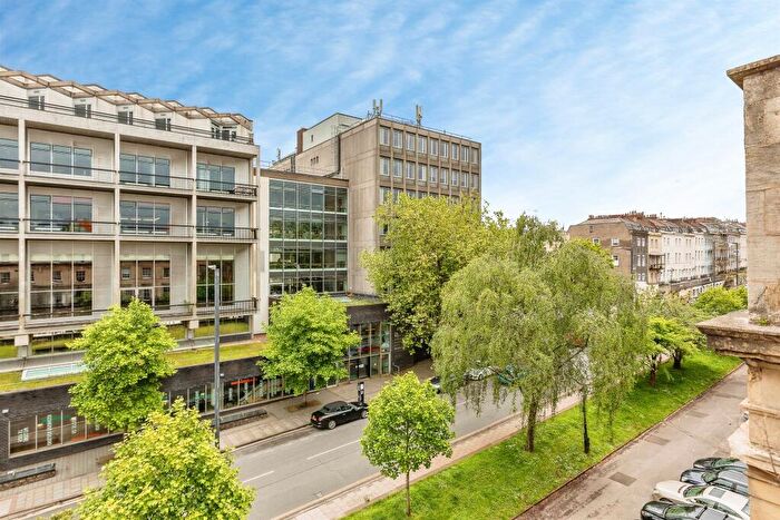 2 Bedroom Flat For Sale In Buckingham Place, Clifton, Bristol, BS8