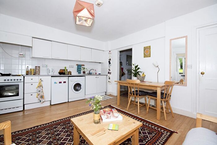 1 Bedroom Flat To Rent In St. Bernards Road, Oxford, OX2