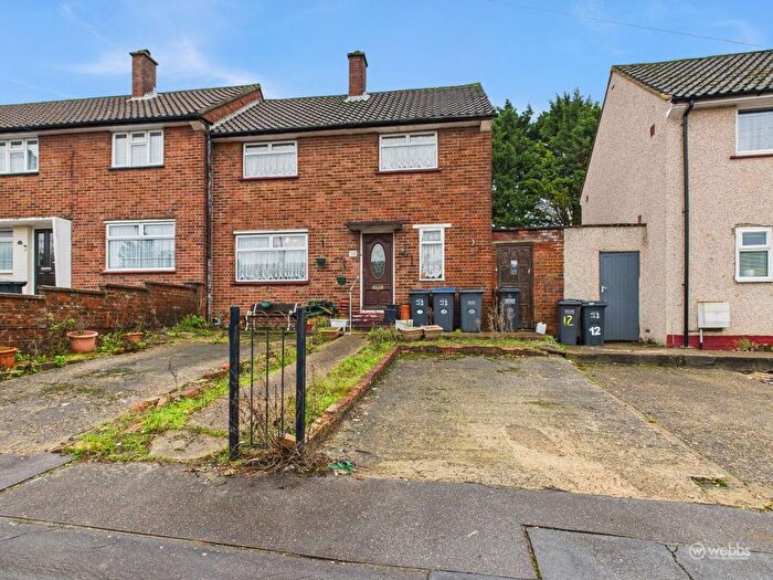 3 Bedroom End Terrace House For Sale In Pirbright Crescent, Croydon, CR0