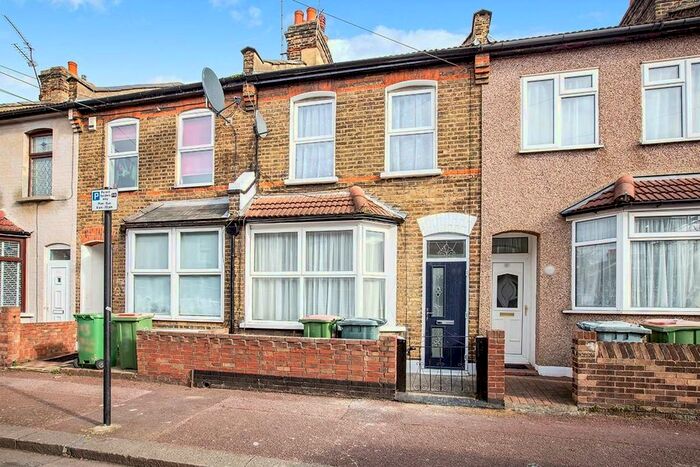 3 Bedroom Terraced House To Rent In Belgrave Road, London E13