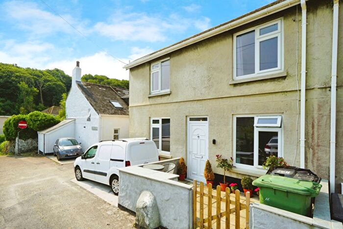 2 Bedroom Semi Detached House For Sale In Pearces Lane, St. Ives, TR26