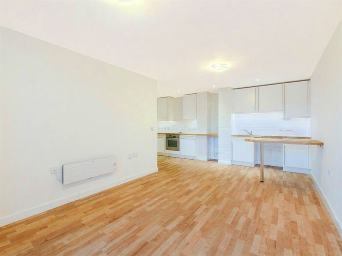 2 Bedroom Flat To Rent In Ibex House, Forest Lane, E15