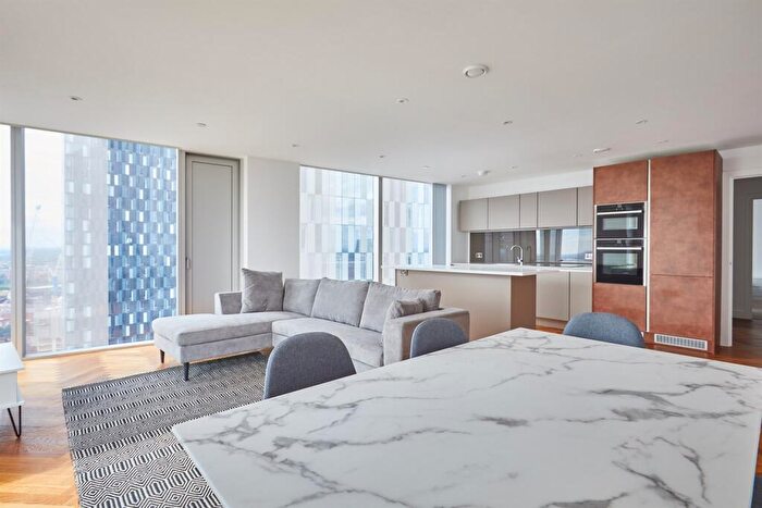 2 Bedroom Apartment To Rent In South Tower, Owen Street, M15