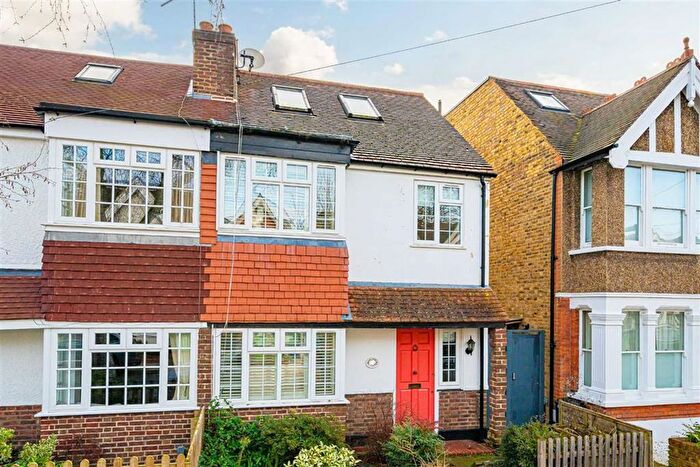 3 Bedroom Property To Rent In Atbara Road, Teddington, TW11