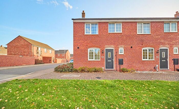 3 Bedroom End Terrace House For Sale In Sansome Drive, Hinckley, LE10
