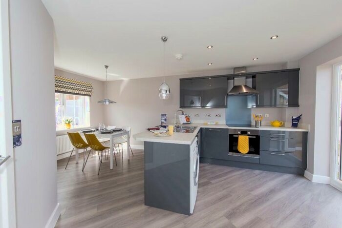 3 Bedroom Semi-Detached House For Sale In Balmoral Way, Holbeach, PE12