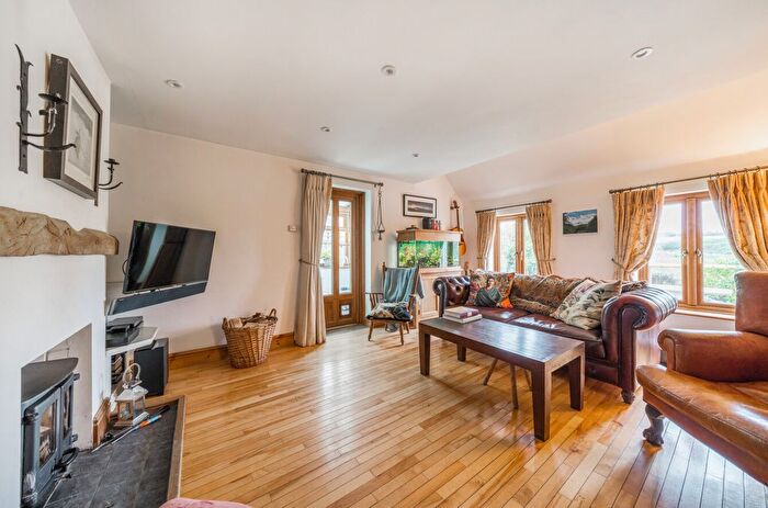 4 Bedroom Link Detached House For Sale In Green Barton, Swyre, Dorset, DT2