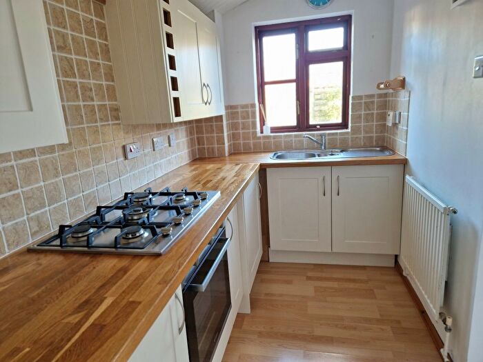 1 Bedroom Semi-Detached House To Rent In Vallis Close, Poole, BH15