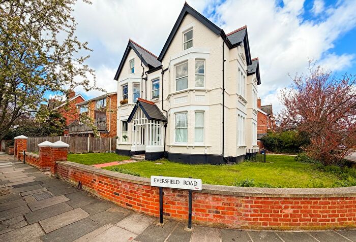 1 Bedroom Flat For Sale In Eversfield Road, Richmond, Surrey, TW9