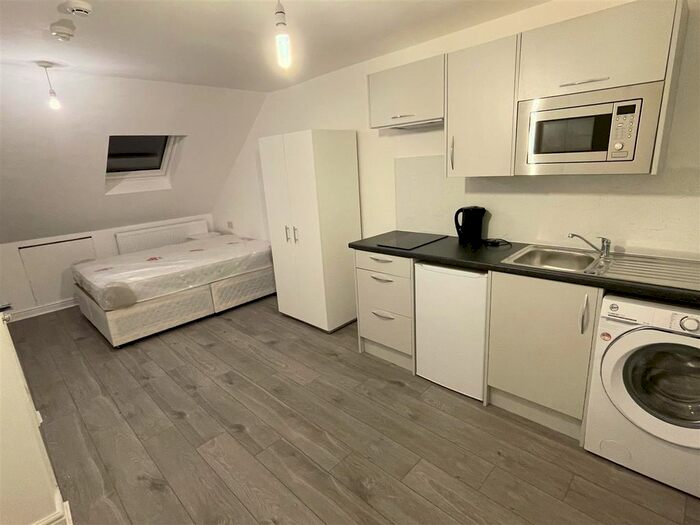Studio To Rent In Shaftesbury Avenue, South Harrow, Harrow, HA2