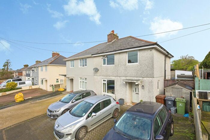 3 Bedroom Semi-Detached House For Sale In Stone Barton Road, Plymouth, PL7