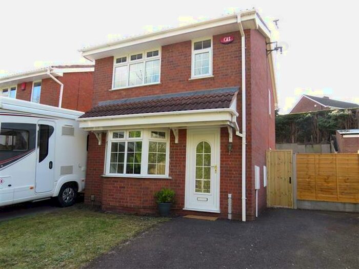 3 Bedroom House To Rent In North View Drive, Brierley Hill, DY5