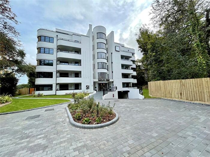 2 Bedroom Flat To Rent In Radcliffe Court, Manor Road, Bournemouth, Dorset, BH1