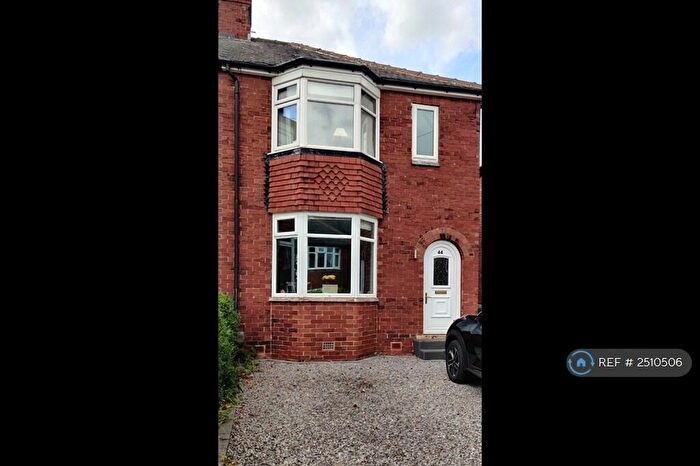 3 Bedroom Semi-Detached House To Rent In Harlow Crescent, Harrogate, HG2