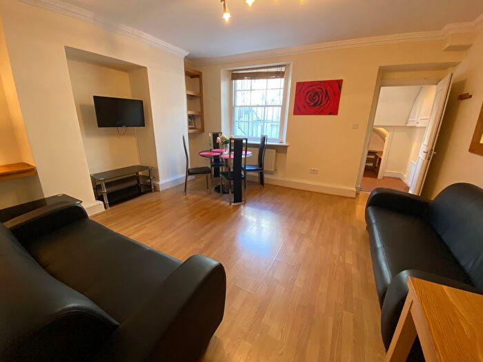 1 Bedroom Flat To Rent In Oakley Street, London, SW3